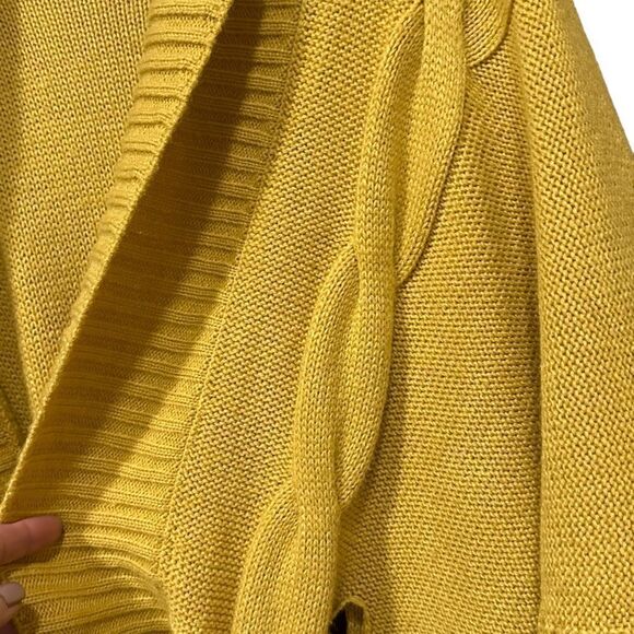 New York & Company Solid Yellow Oversized Open Front Poncho With Front Tie - Picture 5 of 7